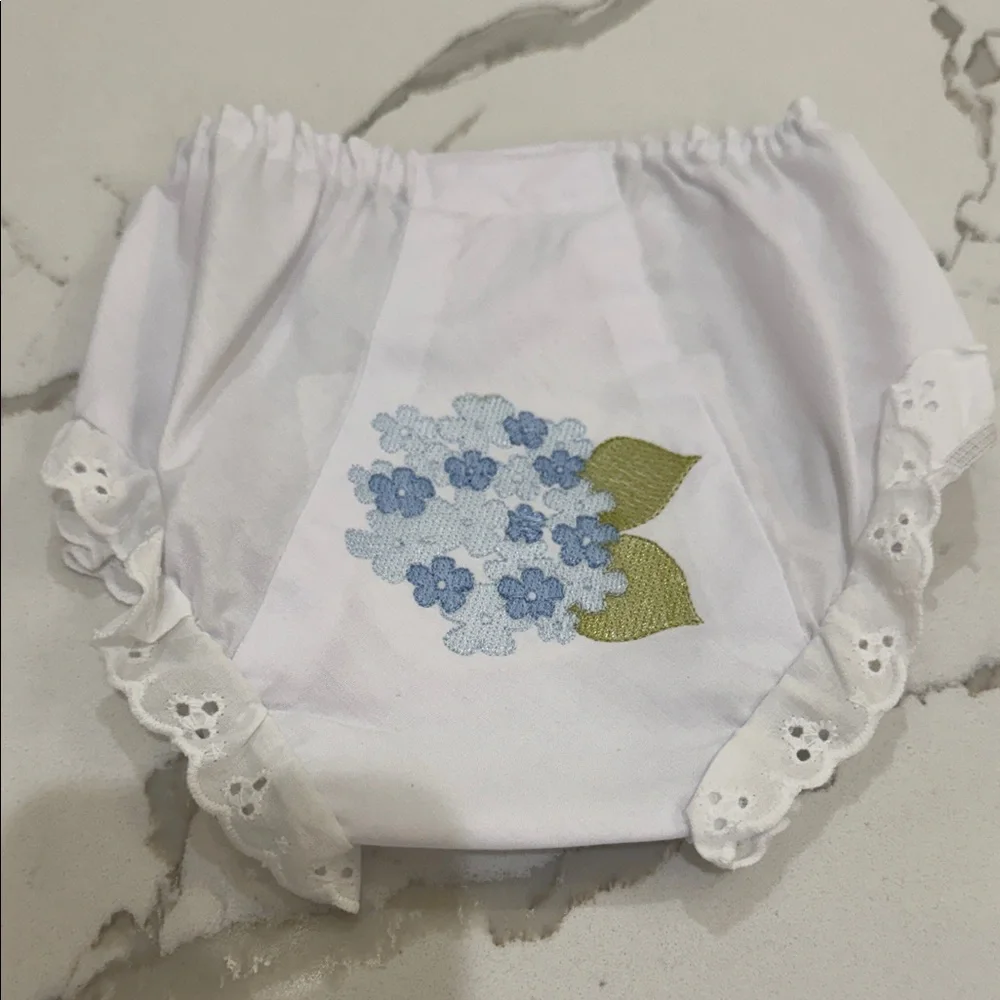 Hydrangea Embroidered Bloomers NWOT